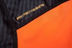 Non-Stop Protector Snow Male Schwarz/orange -Katzen Hundebedarf Geschäft 2500 2