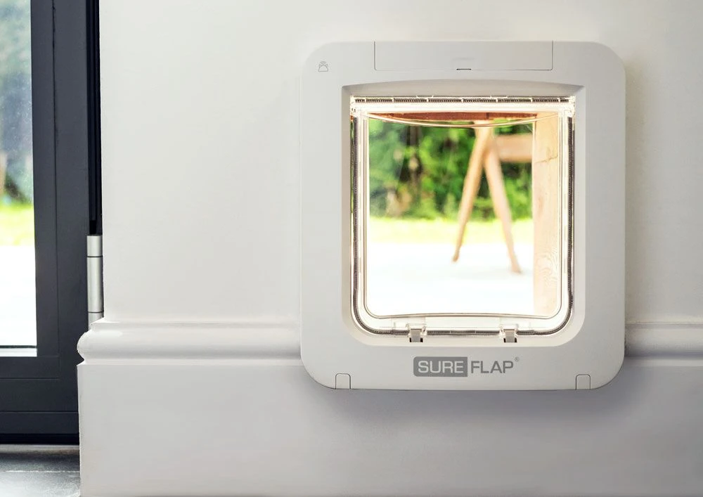 SureFlap Haustierklappe CONNECT XL Weiss 6 SureFlap Haustierklappe CONNECT XL Weiss – Bild 4